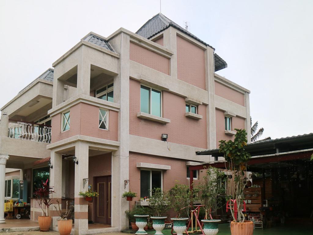Taichung Xinshe Garden Life Homestay B&B Exterior photo